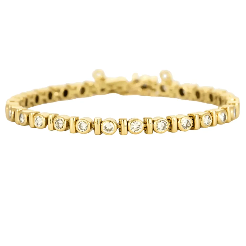 Bracelet en or jaune et diamants sold by 58 Facettes