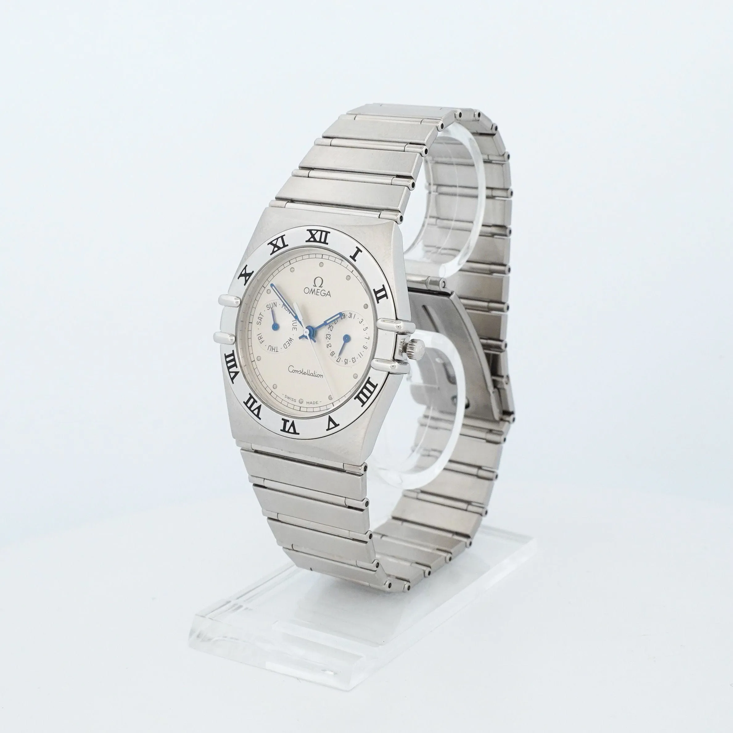Omega Constellation day date - Ivory dial sold by 58 Facettes product image thumbnail 5