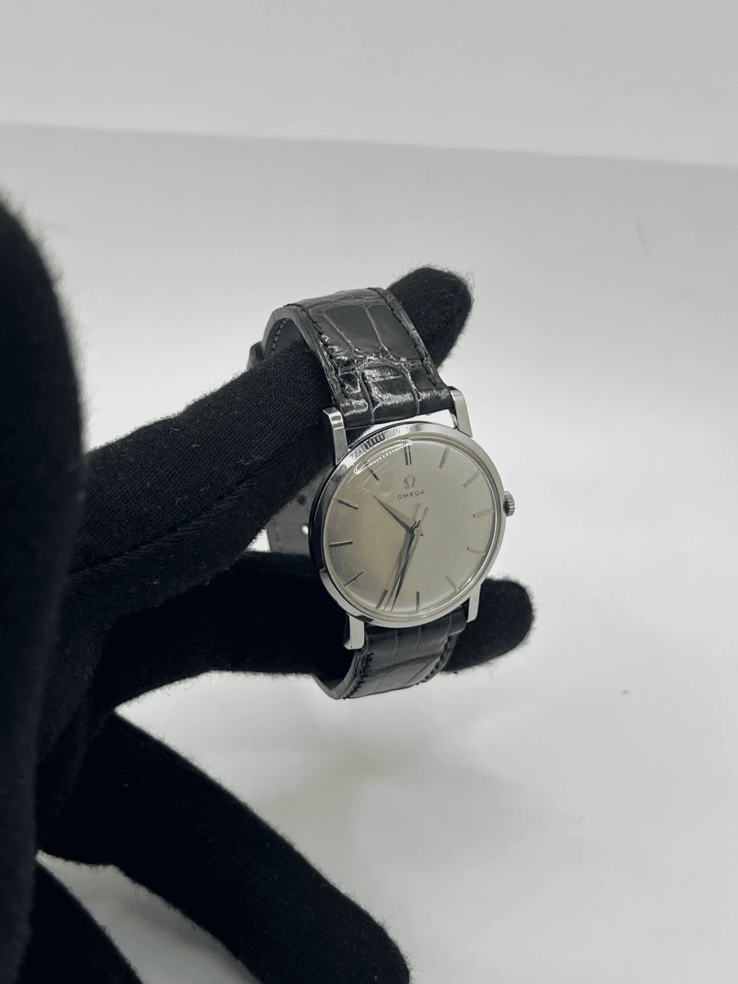 Omega Classic Vintage 33 mm sold by 58 Facettes product image thumbnail 5