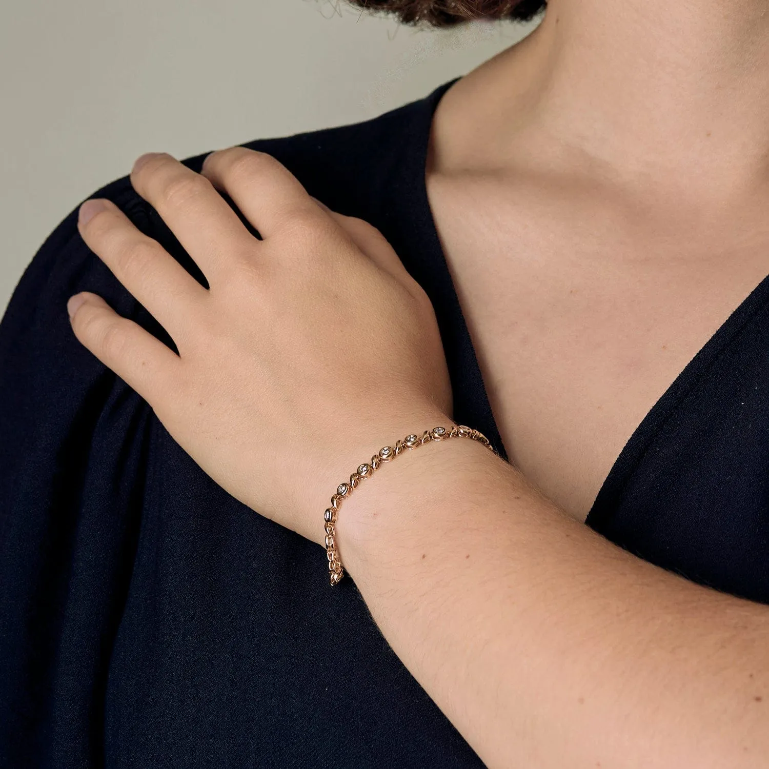 Bracelet en or jaune et diamants sold by 58 Facettes product image thumbnail 2