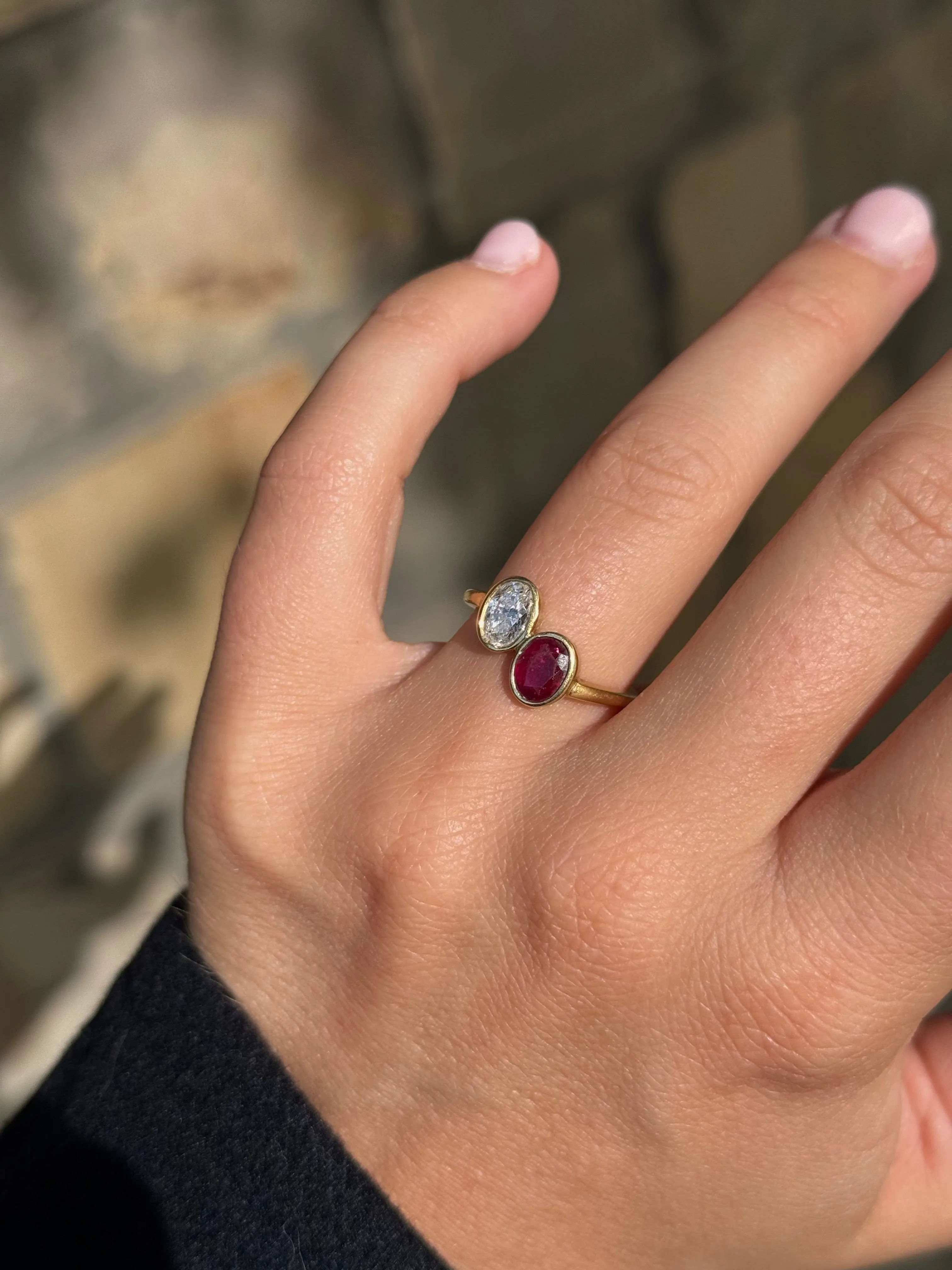 Toi & Moi Diamond ruby ring sold by 58 Facettes product image thumbnail 2