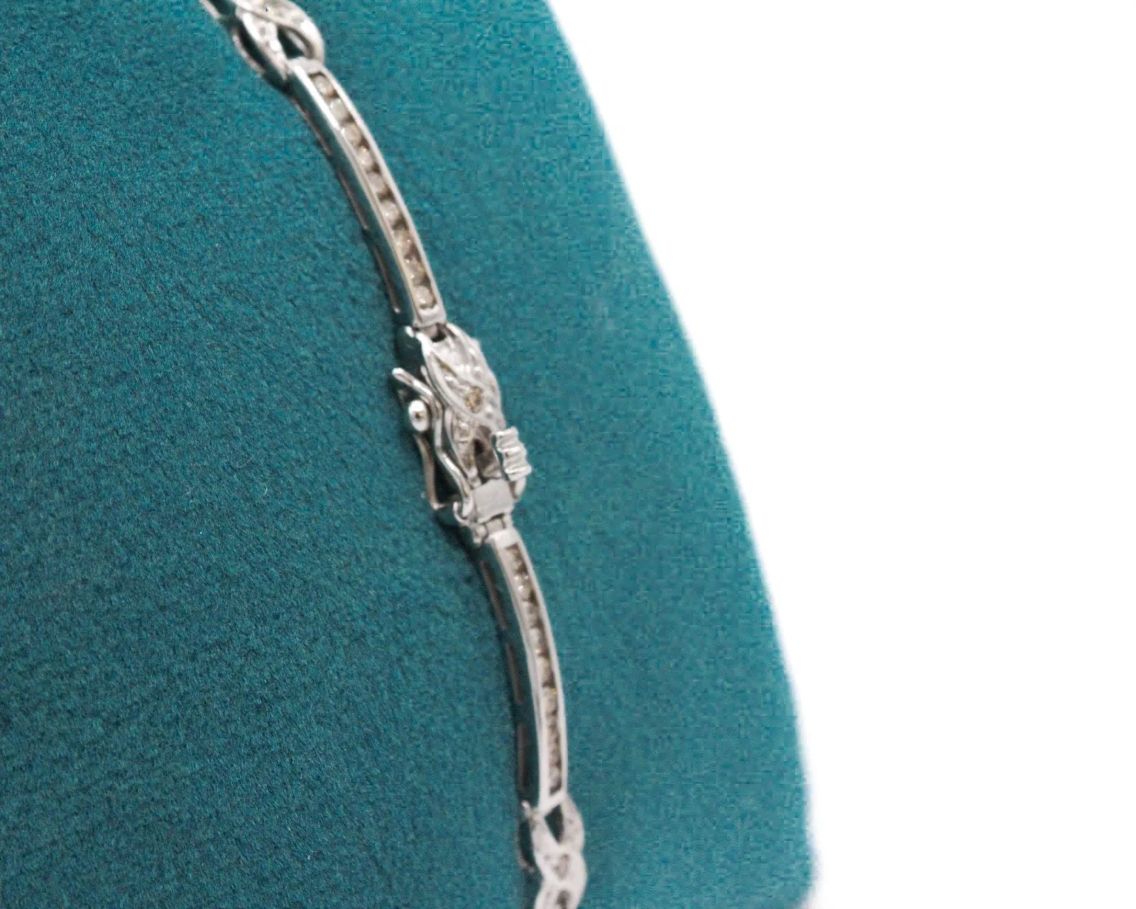 Bracelet or blanc diamants motifs barrettes sold by 58 Facettes product image thumbnail 4