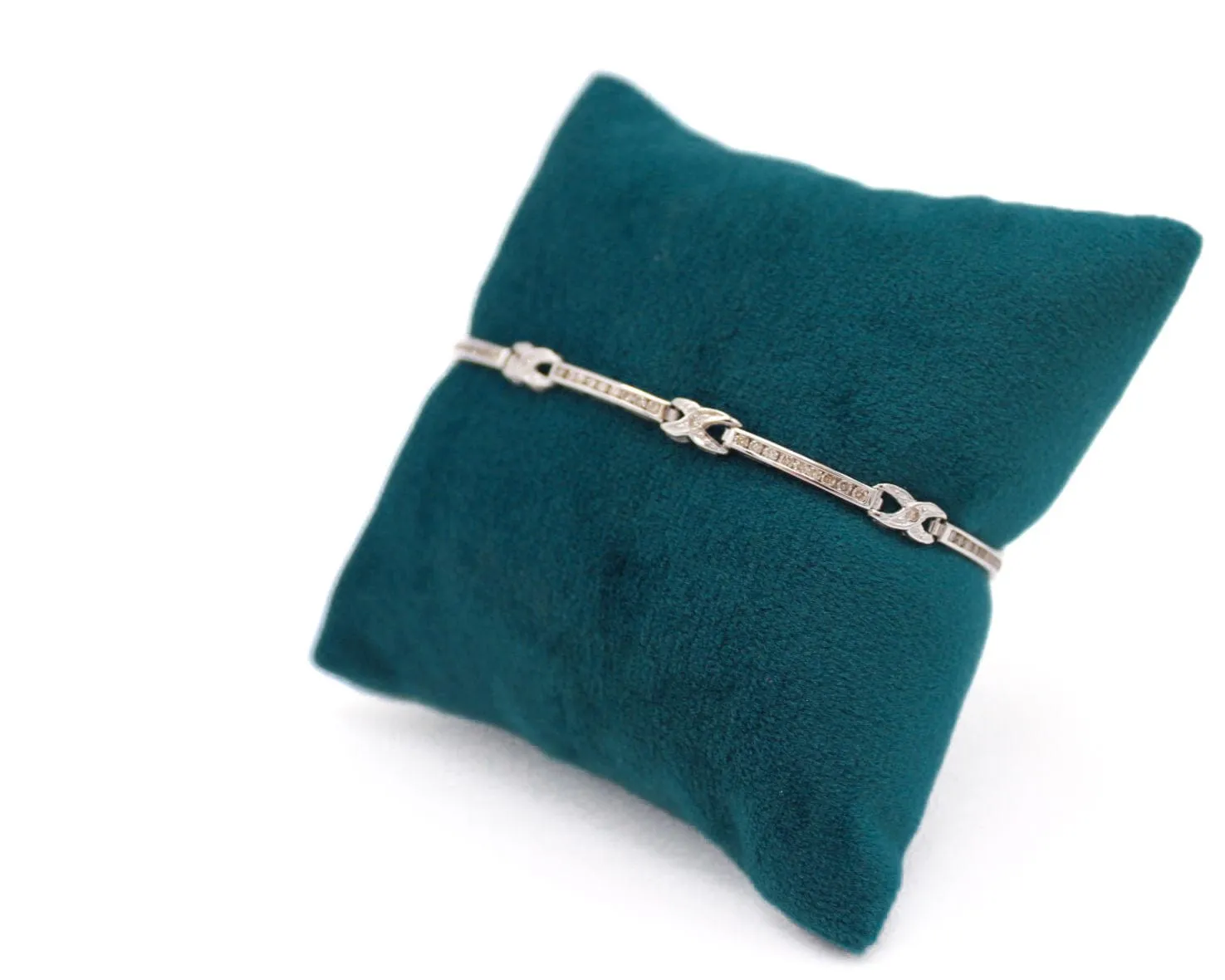 Bracelet or blanc diamants motifs barrettes sold by 58 Facettes