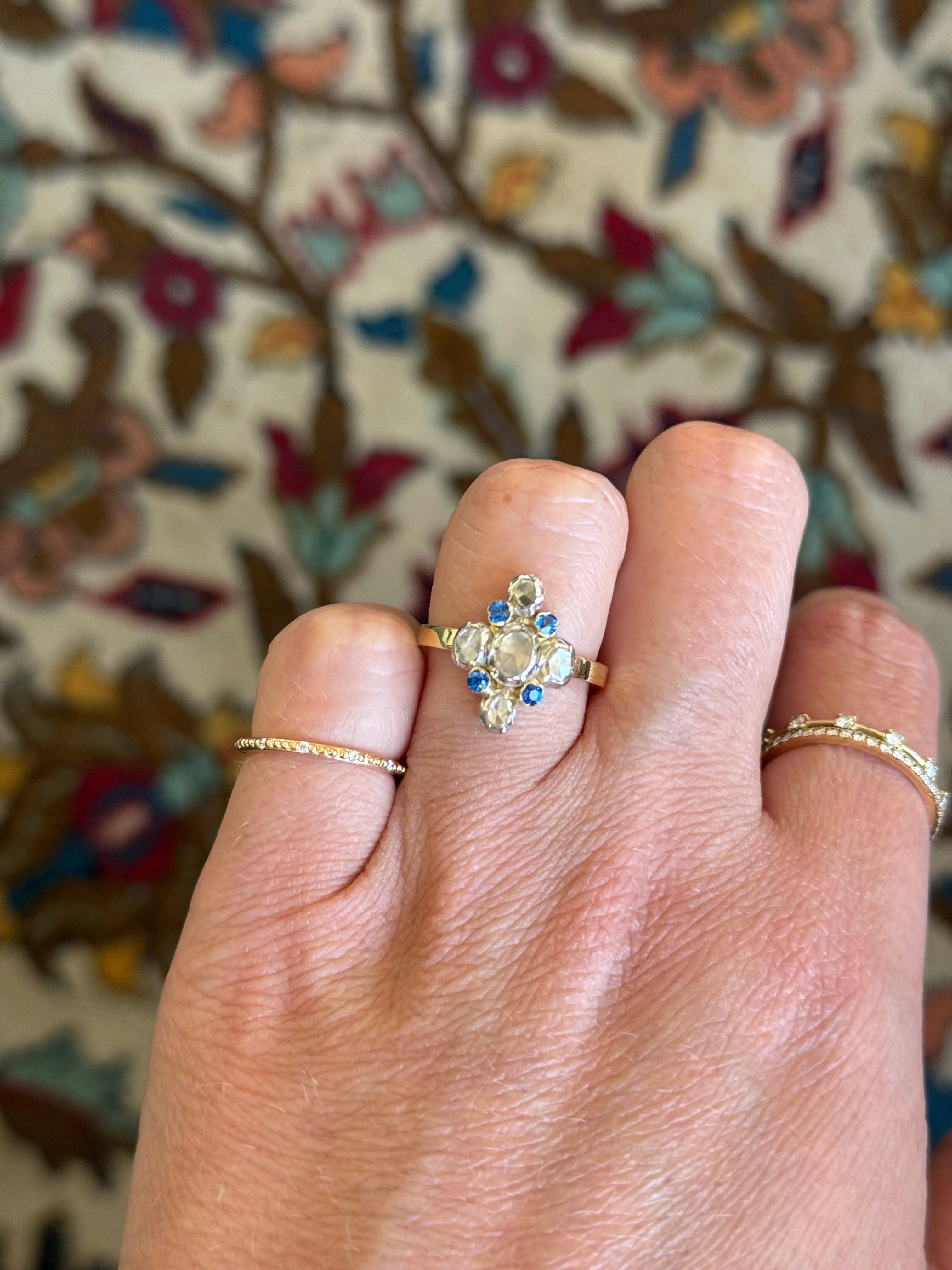 Antique yellow gold, diamond and sapphires ring sold by 58 Facettes product image thumbnail 4