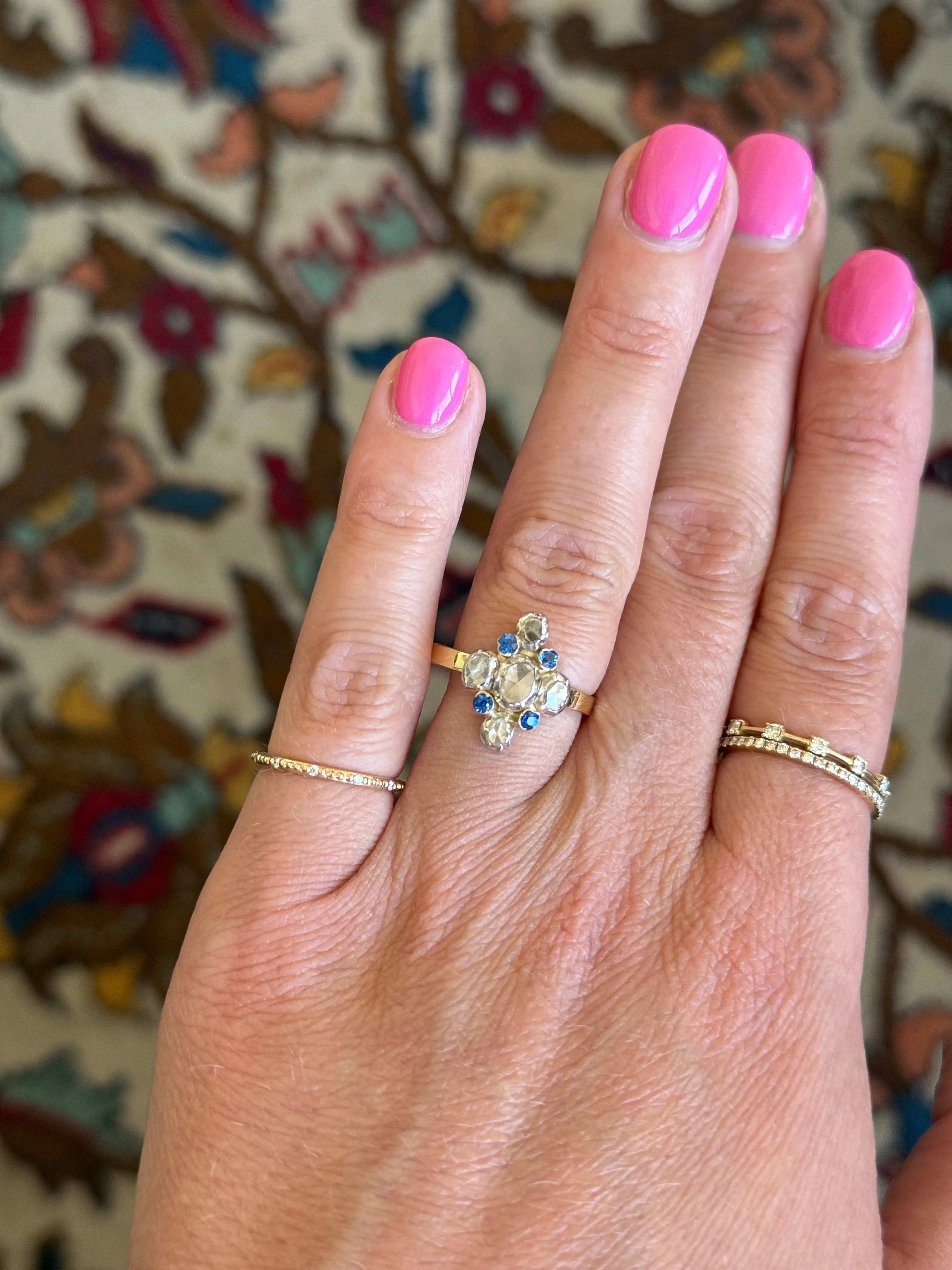 Antique yellow gold, diamond and sapphires ring sold by 58 Facettes product image thumbnail 2