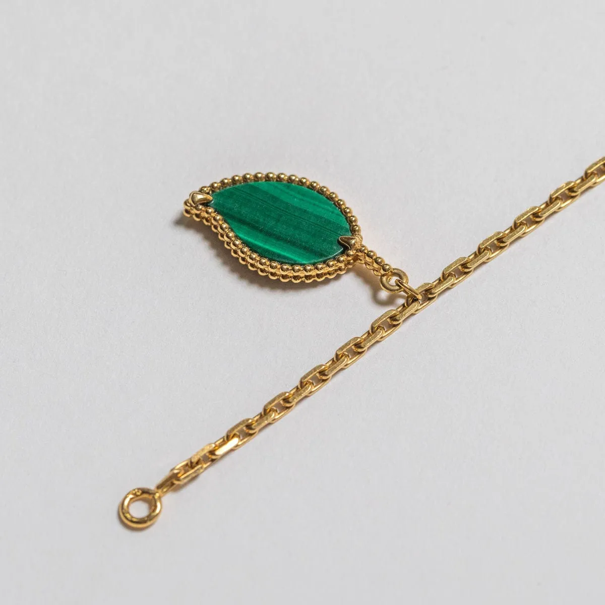 Van Cleef & Arpels - Bracelet Lucky Alhambra 4 Motifs sold by 58 Facettes product image thumbnail 2