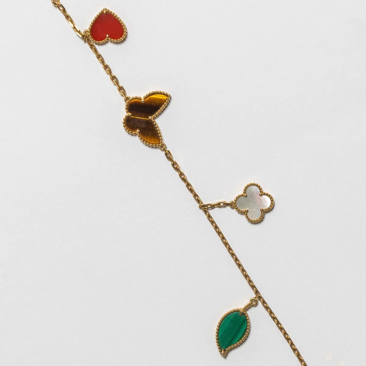 Van Cleef & Arpels - Bracelet Lucky Alhambra 4 Motifs sold by 58 Facettes product image thumbnail 4