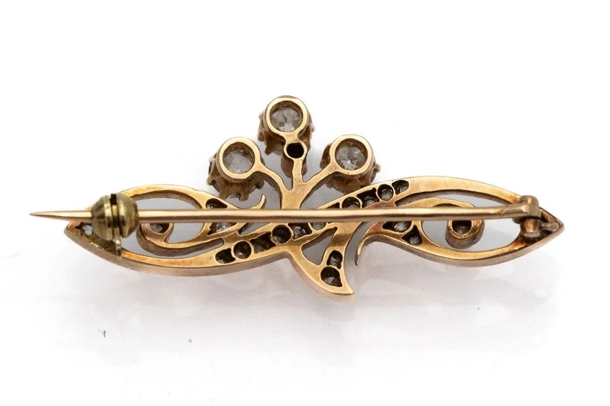 Broche ancienne en or jaune avec diamants de 0,85 carat de style Art Nouveau sold by 58 Facettes product image thumbnail 4