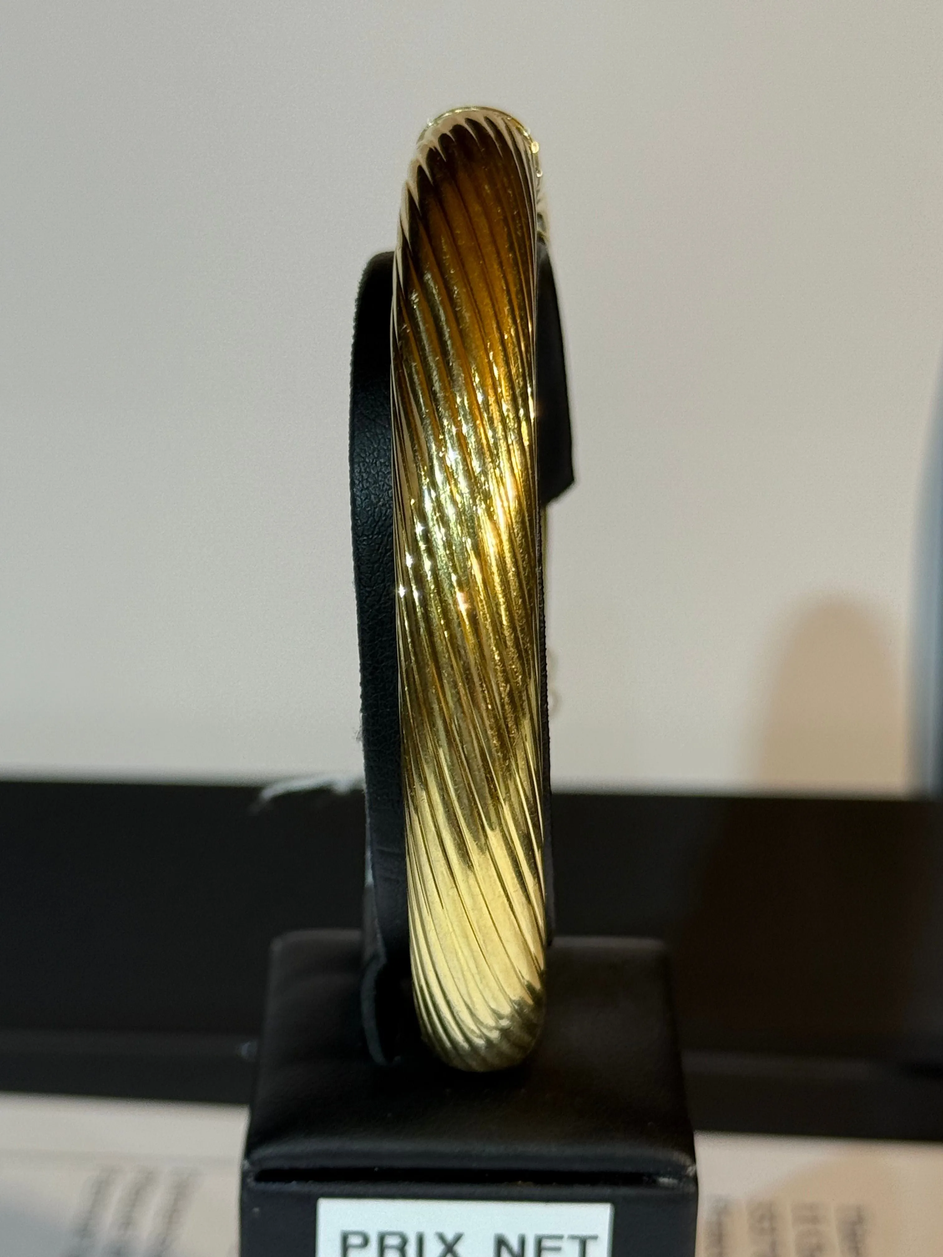 Bracelet jonc vintage en or jaune 18 carats sold by 58 Facettes product image thumbnail 2