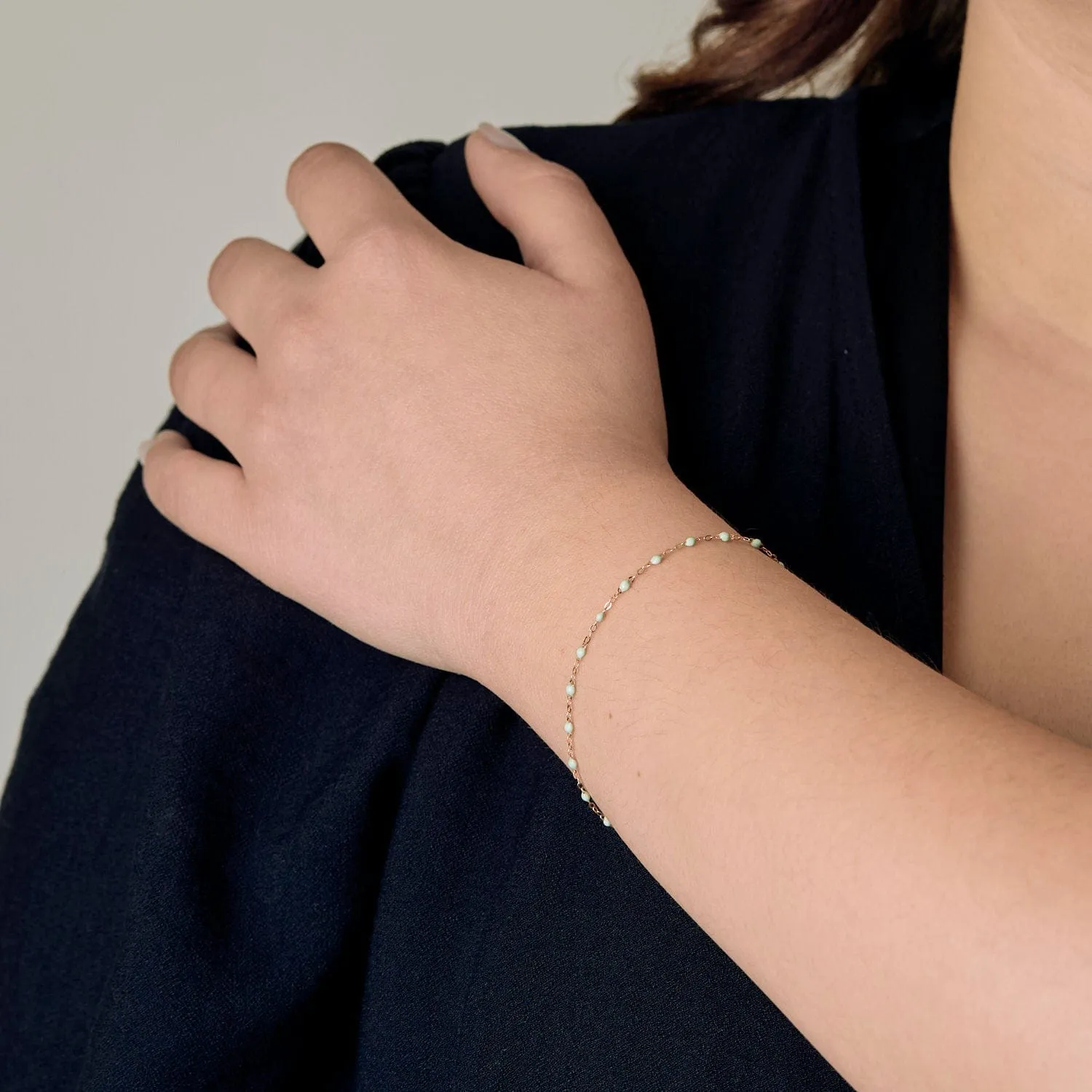 GIGI Clozeau - Classique Gigi - Bracelet en or jaune et résine de couleur vert d'eau sold by 58 Facettes product image thumbnail 2