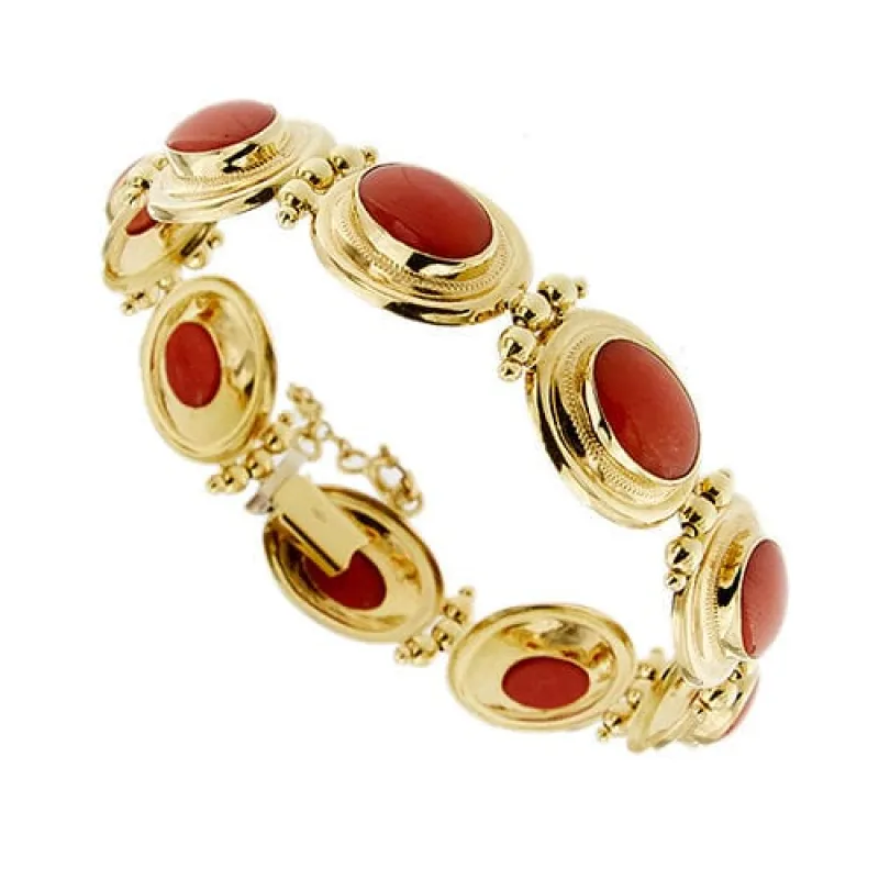Bracelet en or jaune avec corail rouge sold by 58 Facettes