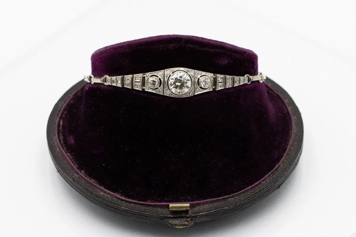 Bracelet Art Déco avec de beaux diamants taille ancienne sold by 58 Facettes product image thumbnail 2