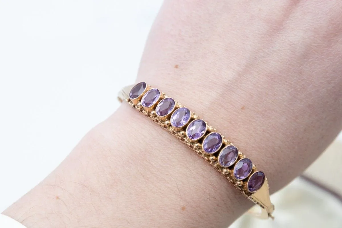 Bracelet rigide en or jaune avec améthystes, Pays-Bas, milieu du XXe siècle sold by 58 Facettes product image thumbnail 2
