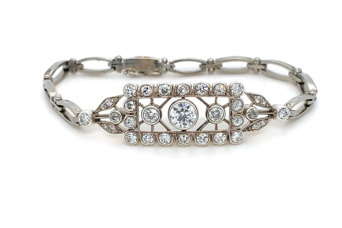 Antique Art Déco bracelet with 3.00 ct diamonds, circa 1930 sold by 58 Facettes