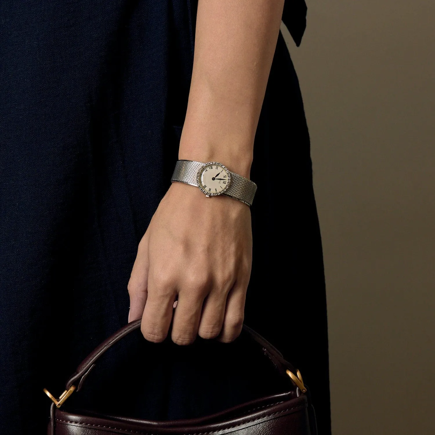 PIAGET - Montre en or blanc à boitier rond à mouvement mécanique à remontage manuel sold by 58 Facettes product image thumbnail 2