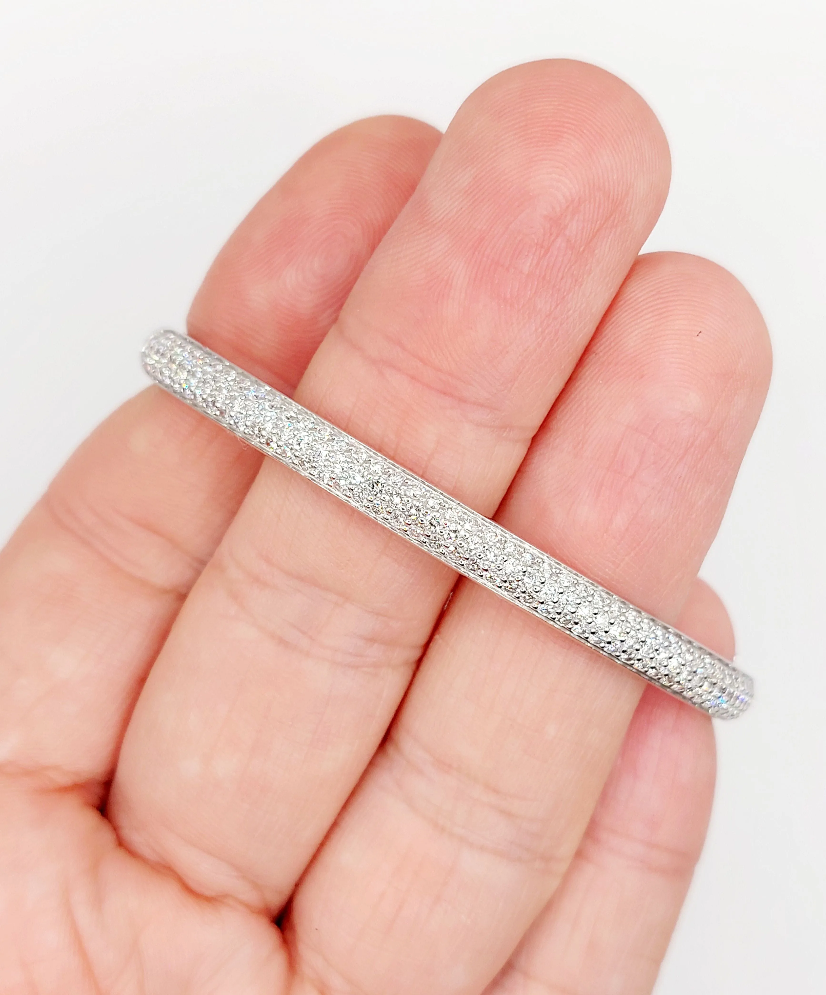 Bracelet jonc or blanc 18k et 2,80 carats de diamants, vintage, art deco sold by 58 Facettes product image thumbnail 5