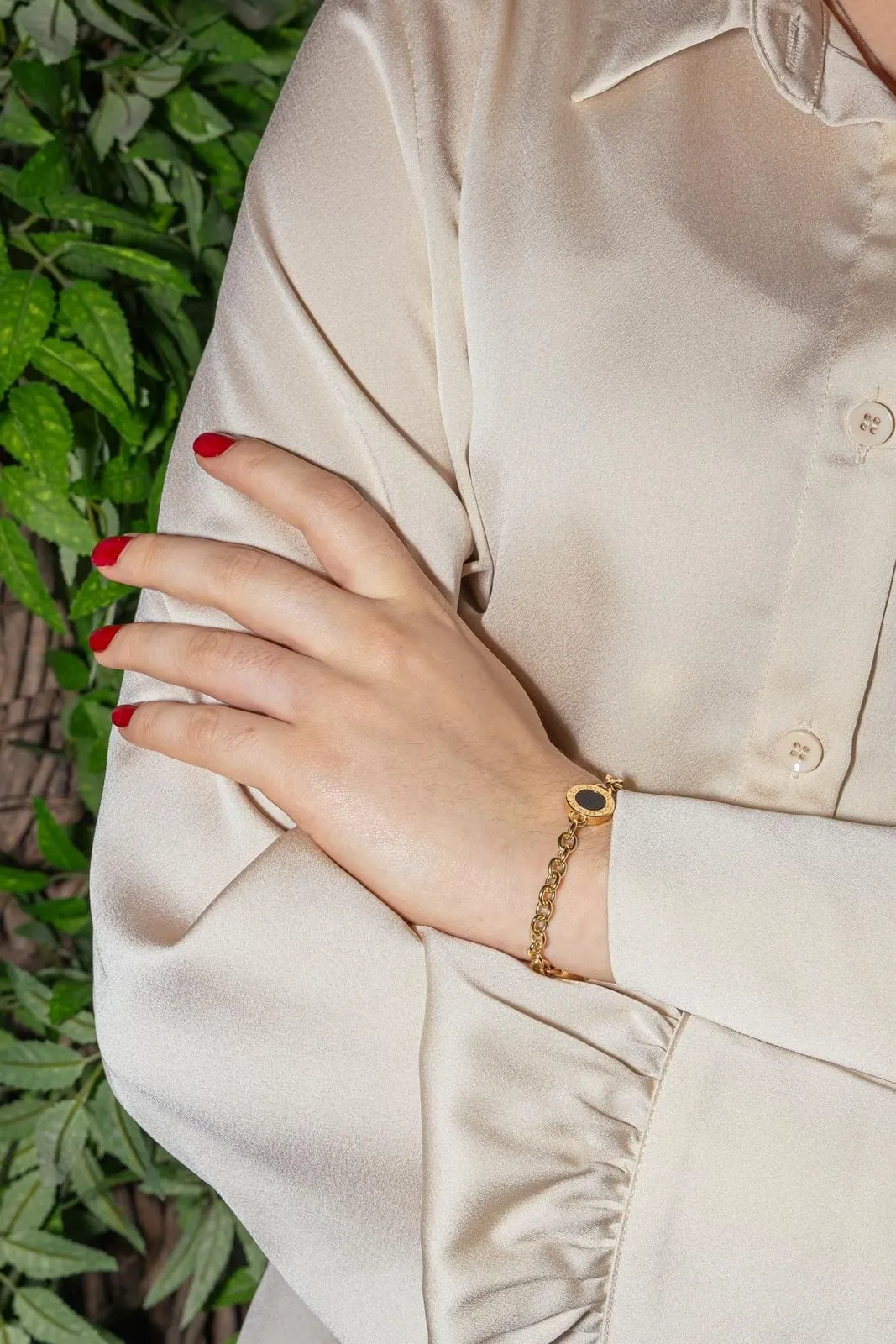 Bulgari Bracelet Or jaune Onyx sold by 58 Facettes product image thumbnail 2