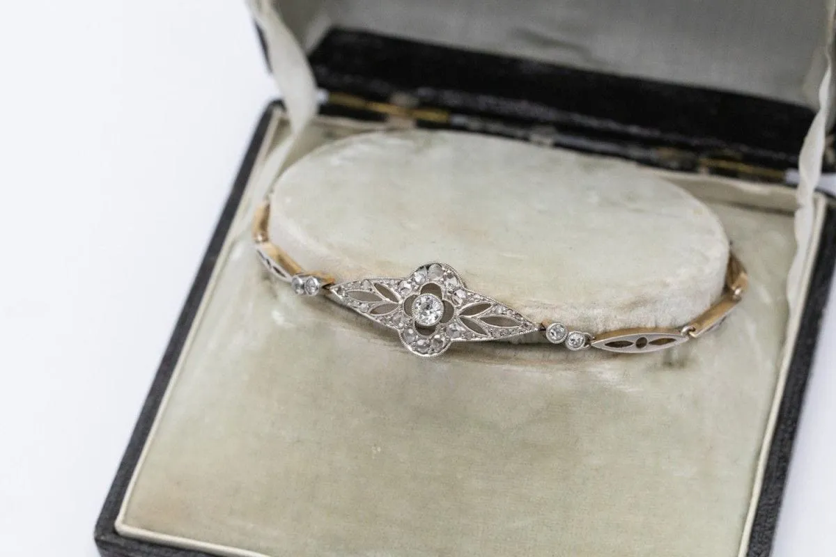 Bracelet en or jaune et platine avec diamants du début du XXe siècle sold by 58 Facettes product image thumbnail 3
