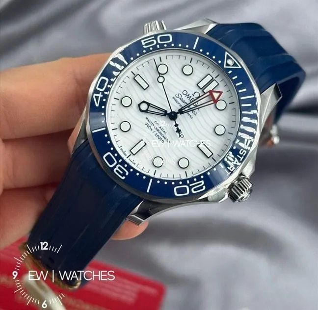 OMEGA - Seamaster Diver 300 42 mm 210.32.42.20.04.002 CAOUTCHOUC BLANC sold by 58 Facettes product image thumbnail 3