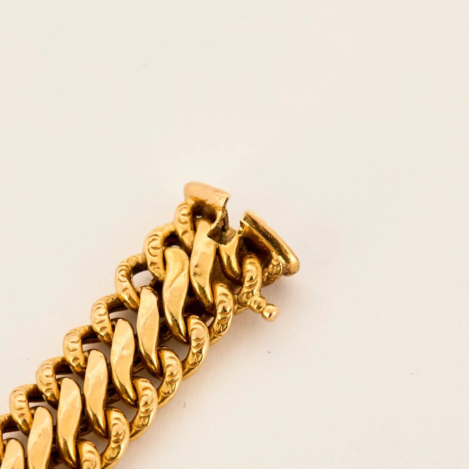 Bracelet gourmette maille américaine en or jaune sold by 58 Facettes product image thumbnail 3