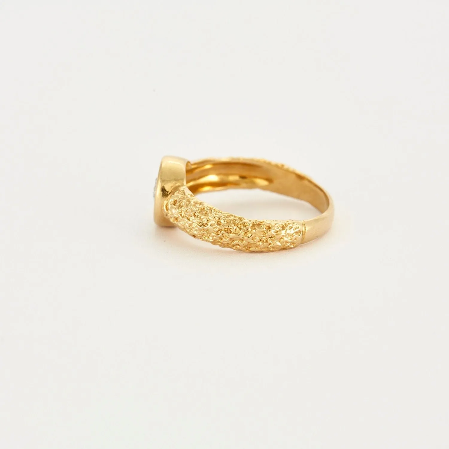 Bague bandeau or texturé Diamants sold by 58 Facettes product image thumbnail 4