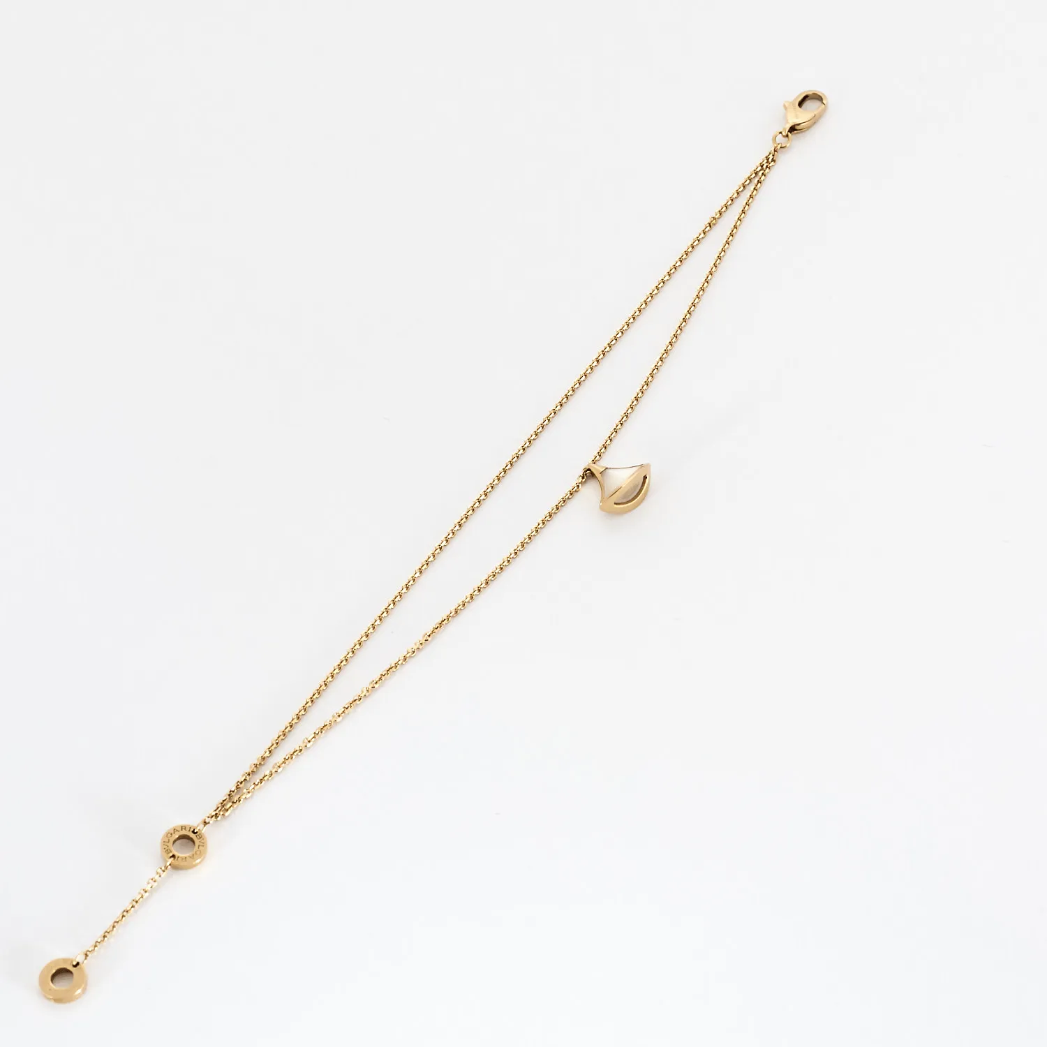 Bulgari - Diva’s Dream - Bracelet or rose et nacre. sold by 58 Facettes product image thumbnail 3