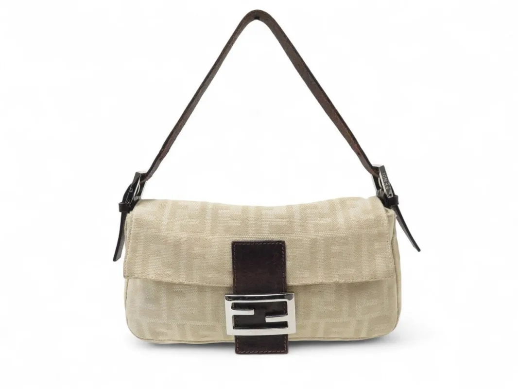 sac a main FENDI baguette en toile jacquard ff zucca beige 26424 hand bag sold by 58 Facettes