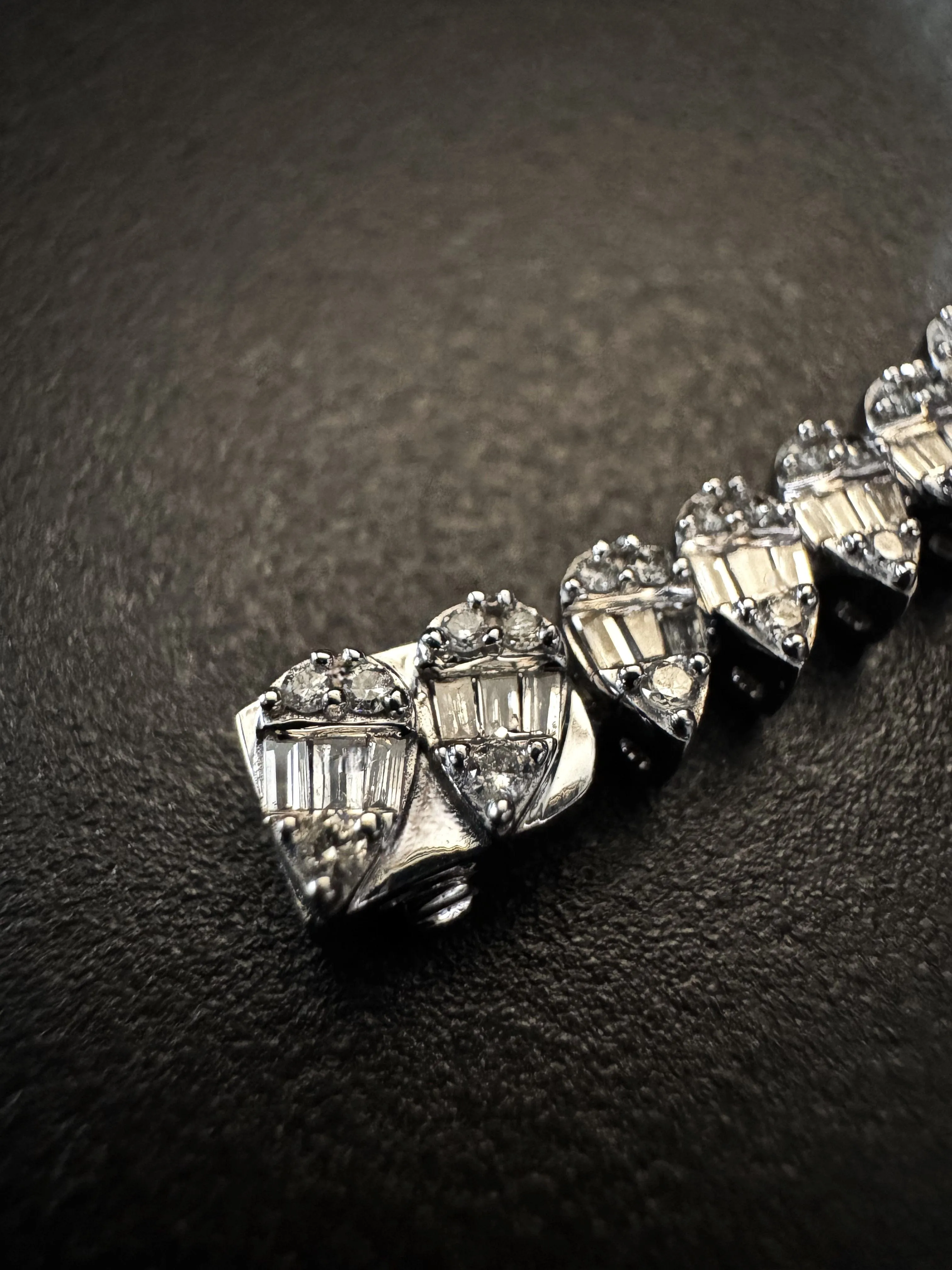 Bracelet en or blanc avec diamants sold by 58 Facettes product image thumbnail 3