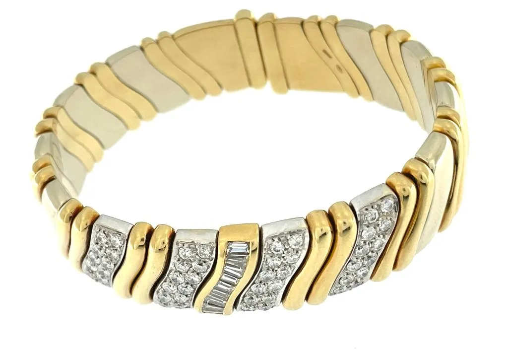 Bracelet italien manchette or jaune et or blanc avec diamants sold by 58 Facettes product image thumbnail 3