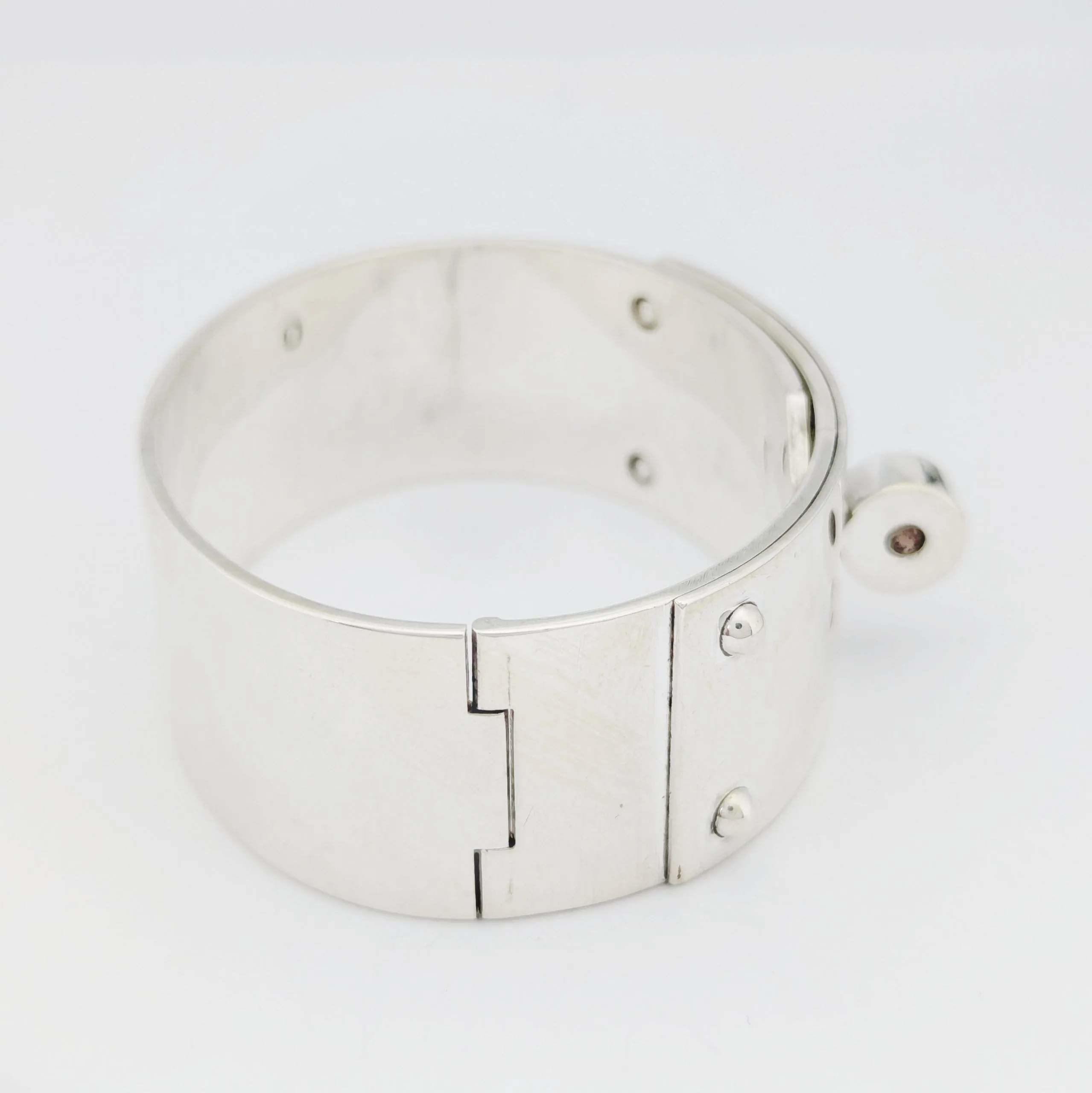 Bracelet jonc Hermès Kelly en argent sold by 58 Facettes product image thumbnail 4