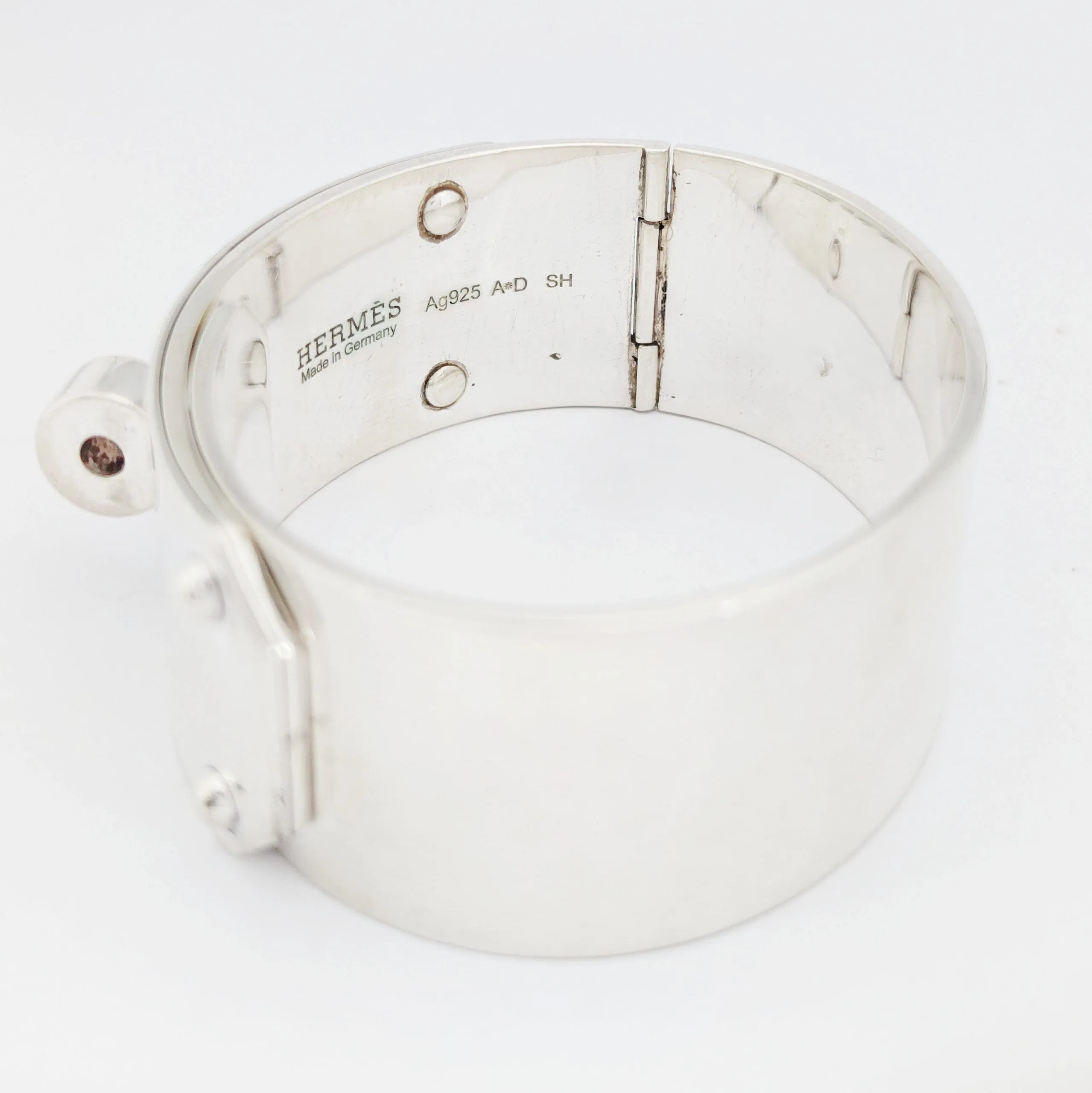 Bracelet jonc Hermès Kelly en argent sold by 58 Facettes product image thumbnail 5