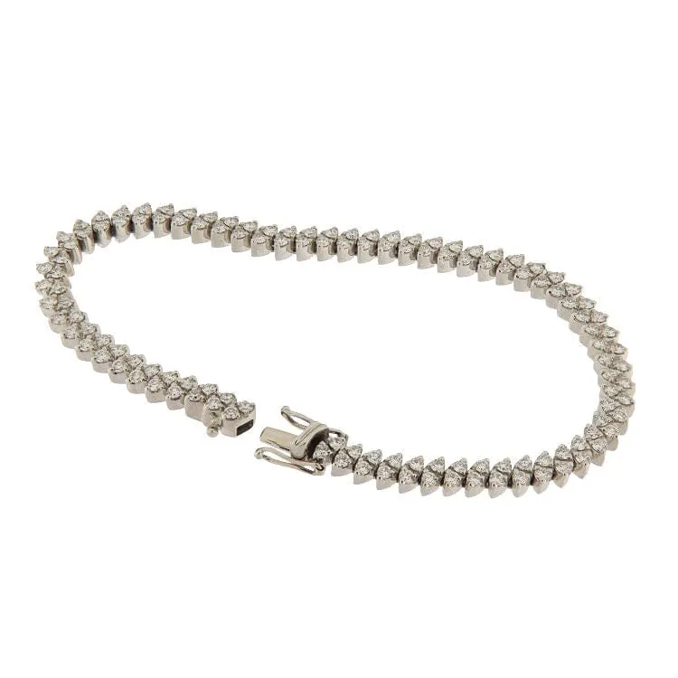 Bracelet tennis vintage en or blanc avec diamants 3,07 ct sold by 58 Facettes product image thumbnail 3