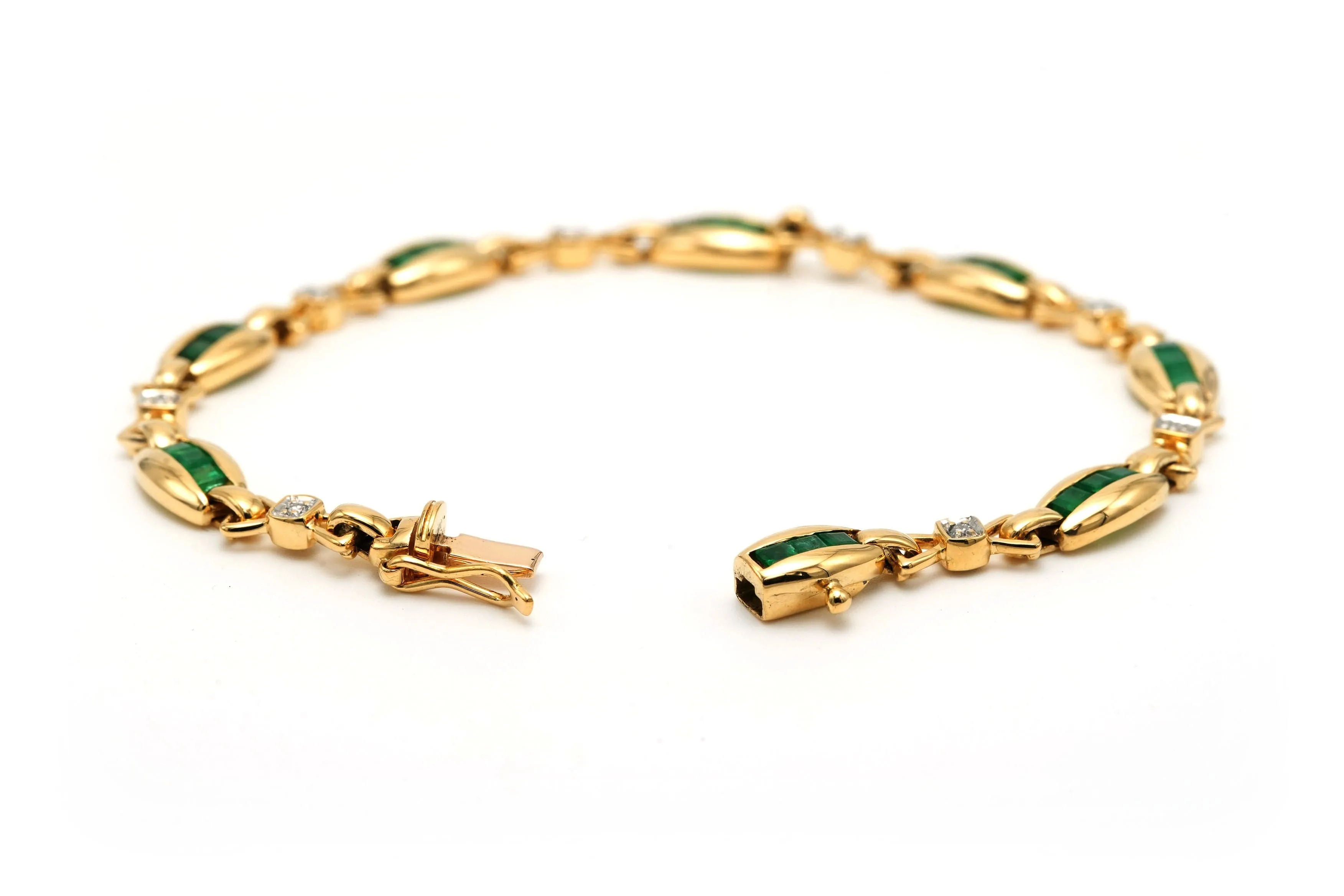Bracelet contemporain or jaune, émeraudes et diamants sold by 58 Facettes product image thumbnail 3