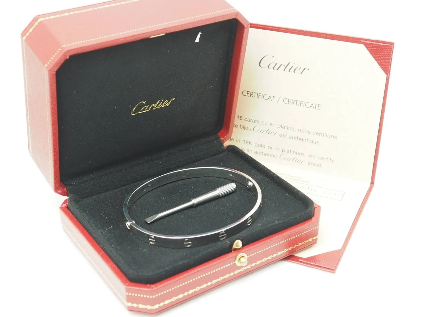 Cartier Love - Bracelet grand modèle en or blanc 18 ct sold by 58 Facettes product image thumbnail 2