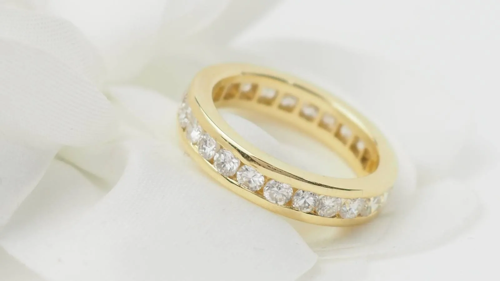 Alliance tour complet en or jaune 18 ct et diamants sold by 58 Facettes product image thumbnail 5