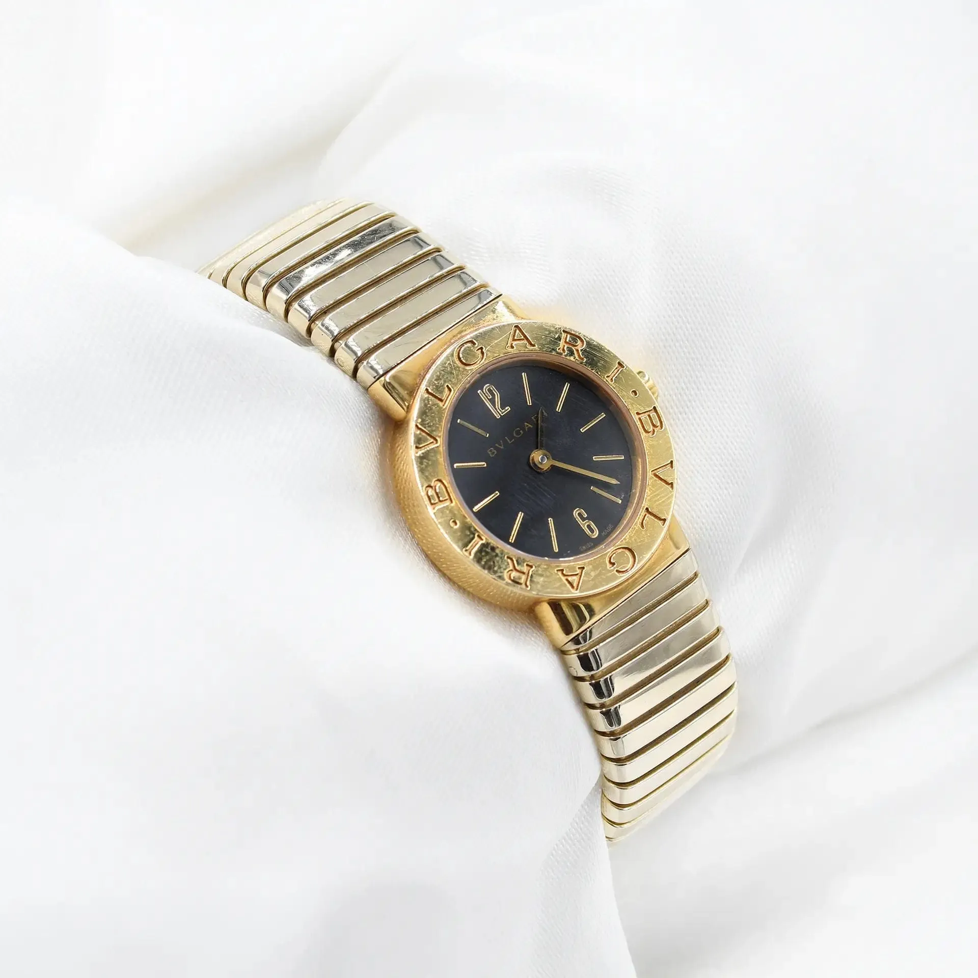 Montre Bulgari BB232T en or 18 carats sold by 58 Facettes product image thumbnail 5