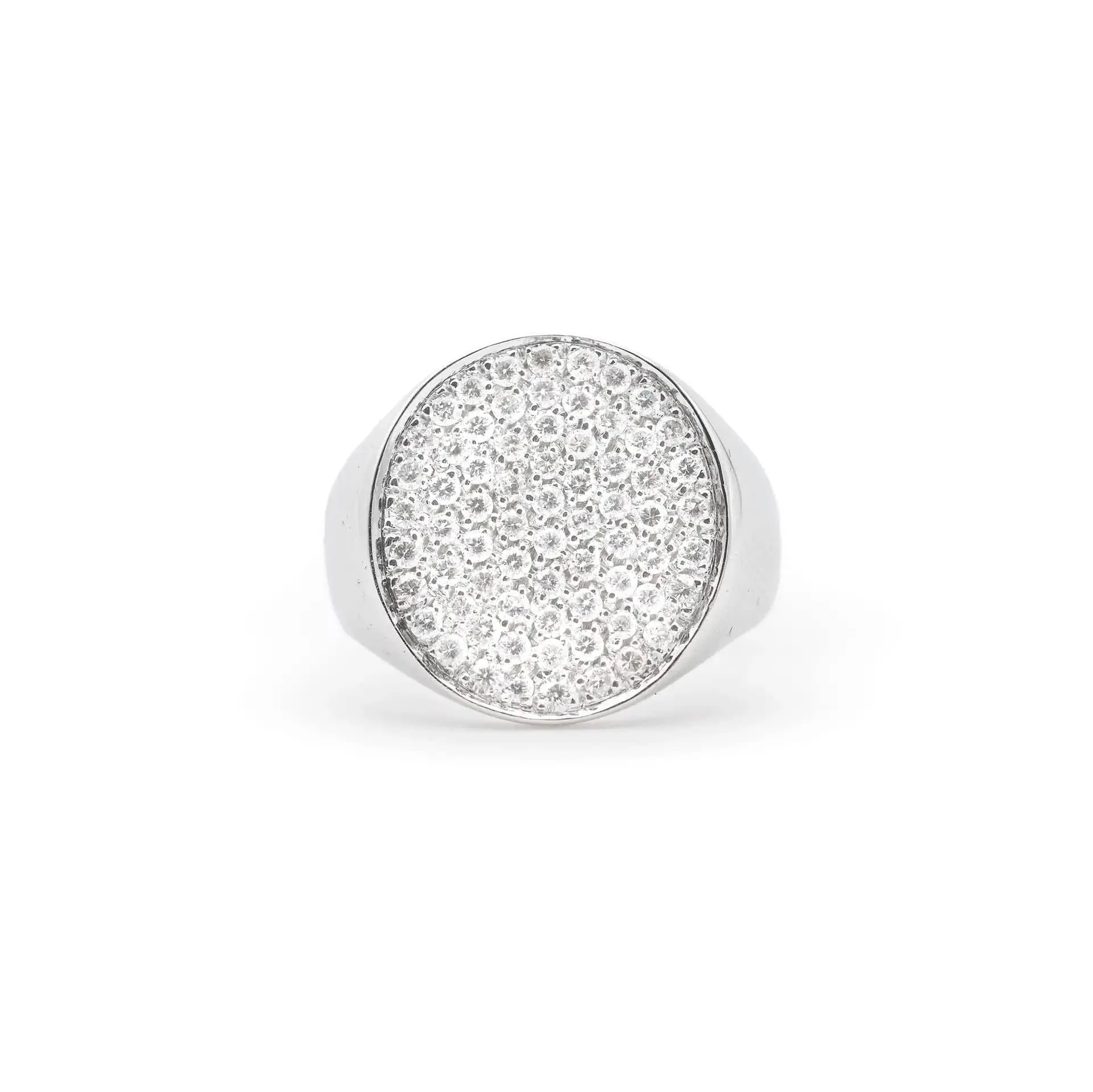 Bague chevalière pavée de diamants en or blanc 18 kt sold by 58 Facettes