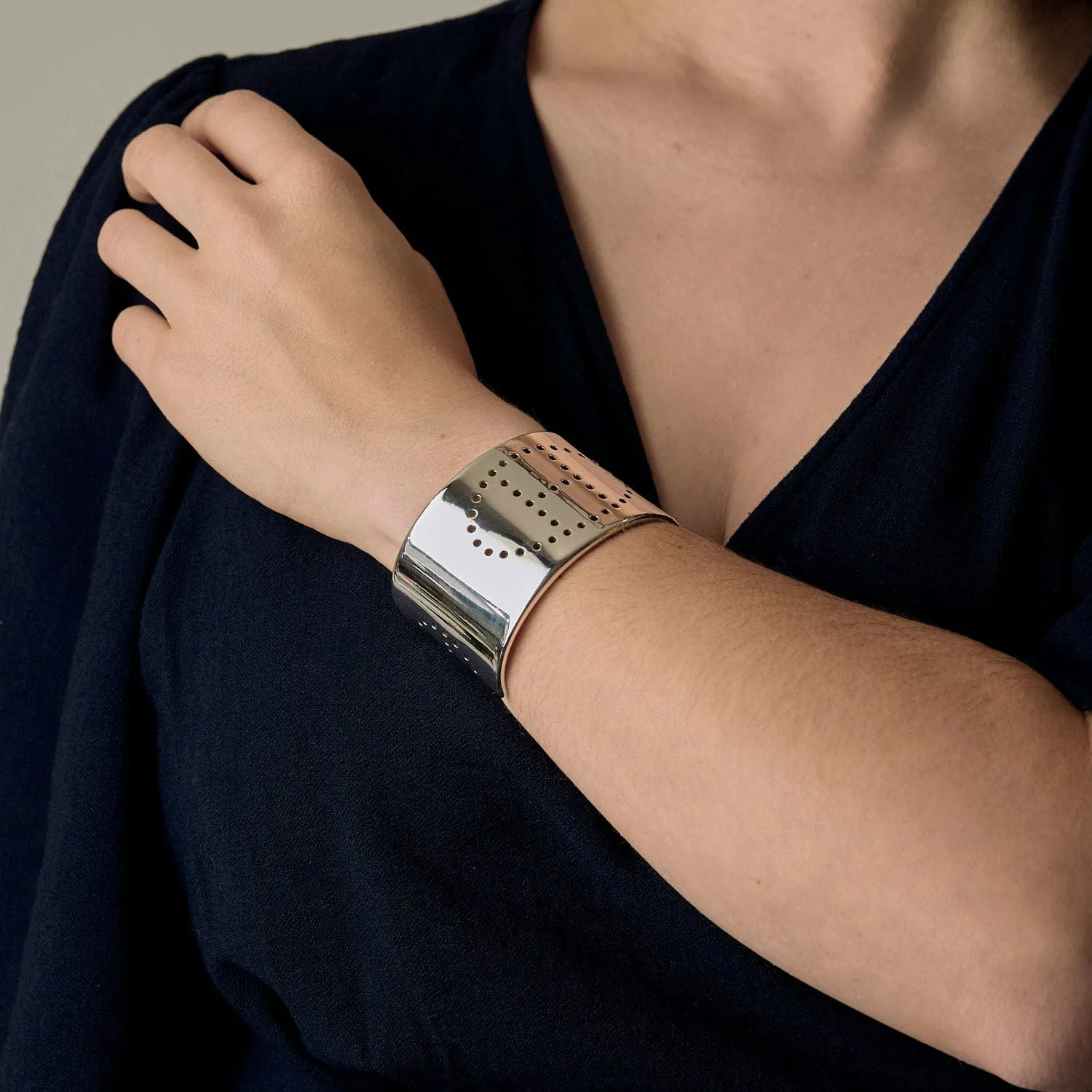 Hermès - Eclipse - Manchette en argent sold by 58 Facettes product image thumbnail 2