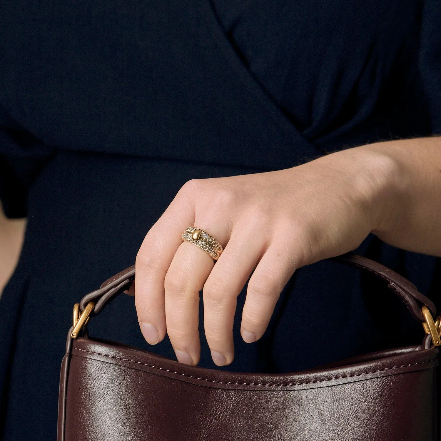 A. ROUVRE - Bague double anneaux en or jaune et diamants sold by 58 Facettes product image thumbnail 2