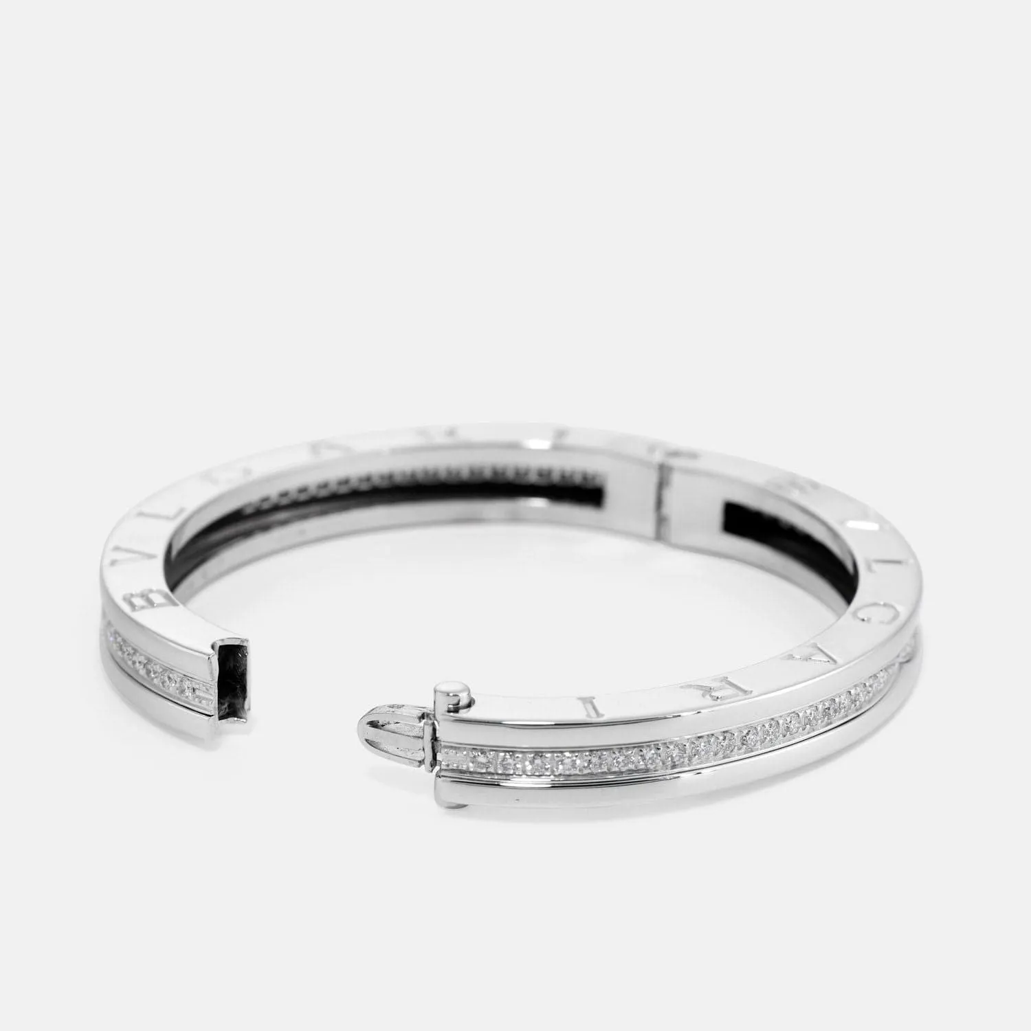 Bvlgari B.Zero1 - Bracelet jonc en or blanc 18k et diamants sold by 58 Facettes product image thumbnail 4