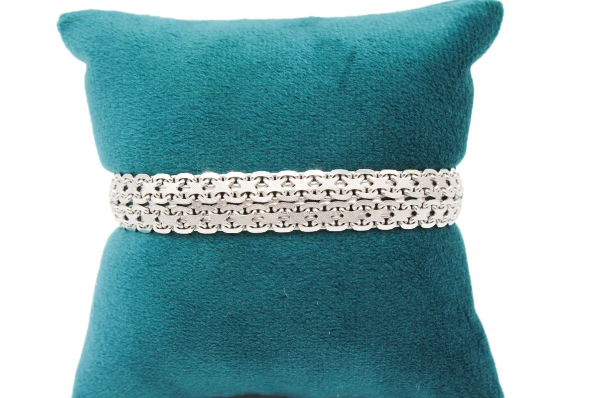 Bracelet or blanc, maille tissée fantaisie sold by 58 Facettes