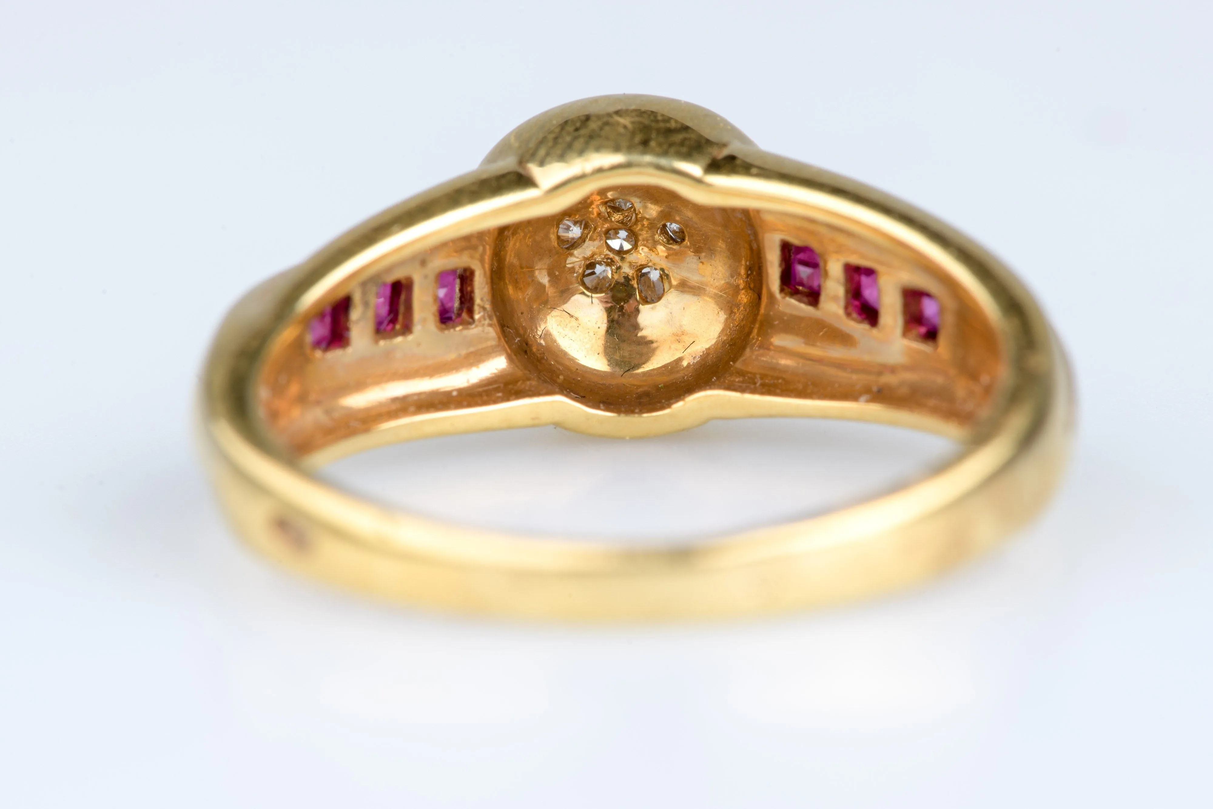 Élégante bague en or jaune, Rubis, Diamant sold by 58 Facettes product image thumbnail 4