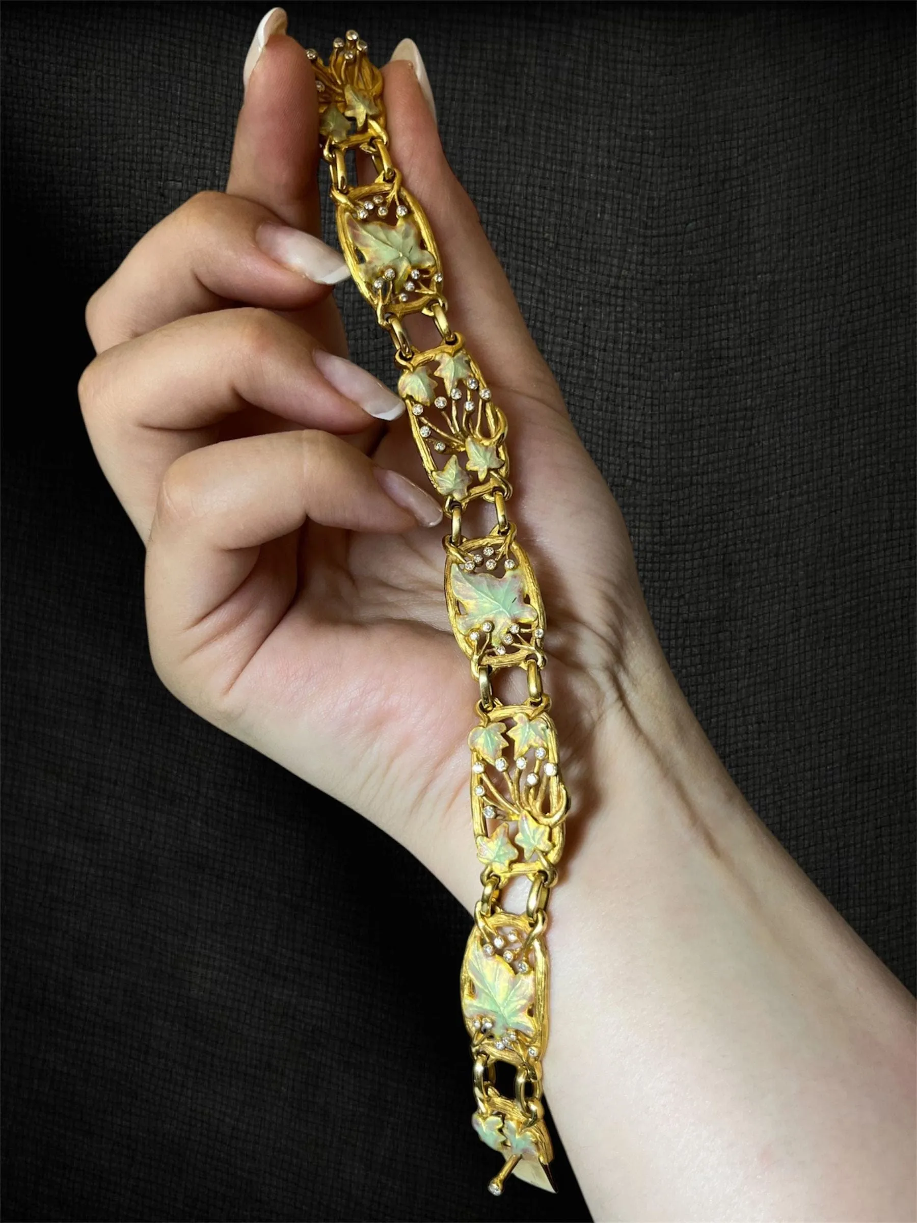 Bracelet Liberty « Elowyn » en or jaune, diamants et émail sold by 58 Facettes product image thumbnail 5