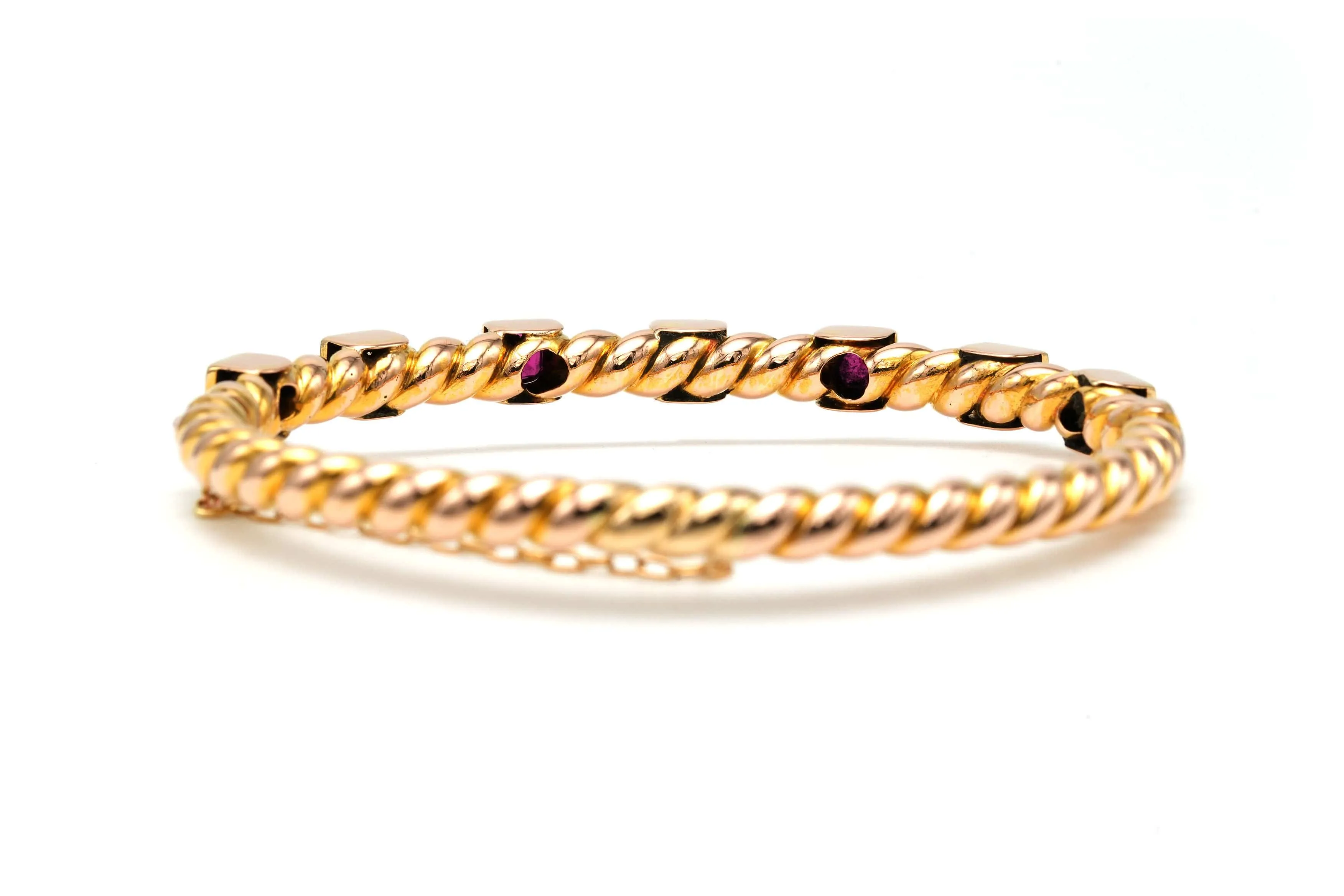 Bracelet Napoléon III en or jaune, rubis et de diamants taille rose sold by 58 Facettes product image thumbnail 4