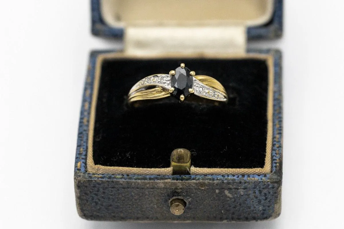 Vintage yellow gold ring with sapphire and diamonds, mid-20th century sold by 58 Facettes product image thumbnail 4
