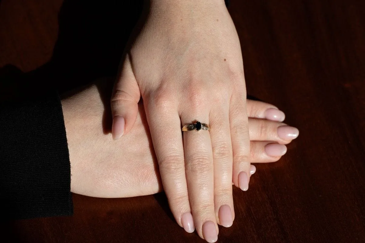 Vintage yellow gold ring with sapphire and diamonds, mid-20th century sold by 58 Facettes product image thumbnail 2