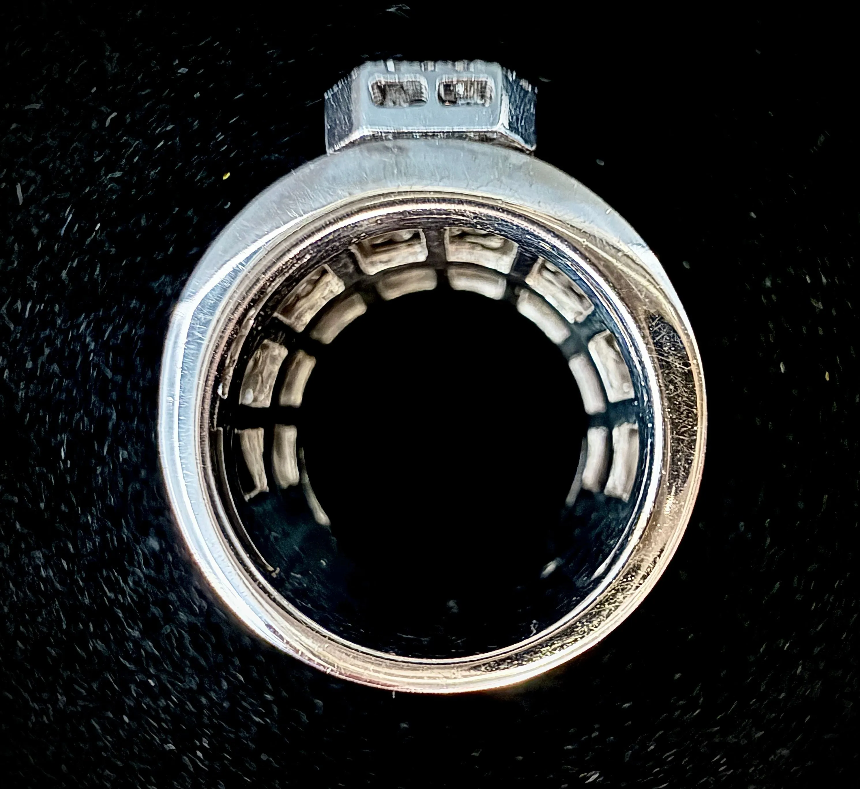 Bague or blanc sertie de 2,20 carats de diamants sold by 58 Facettes product image thumbnail 5