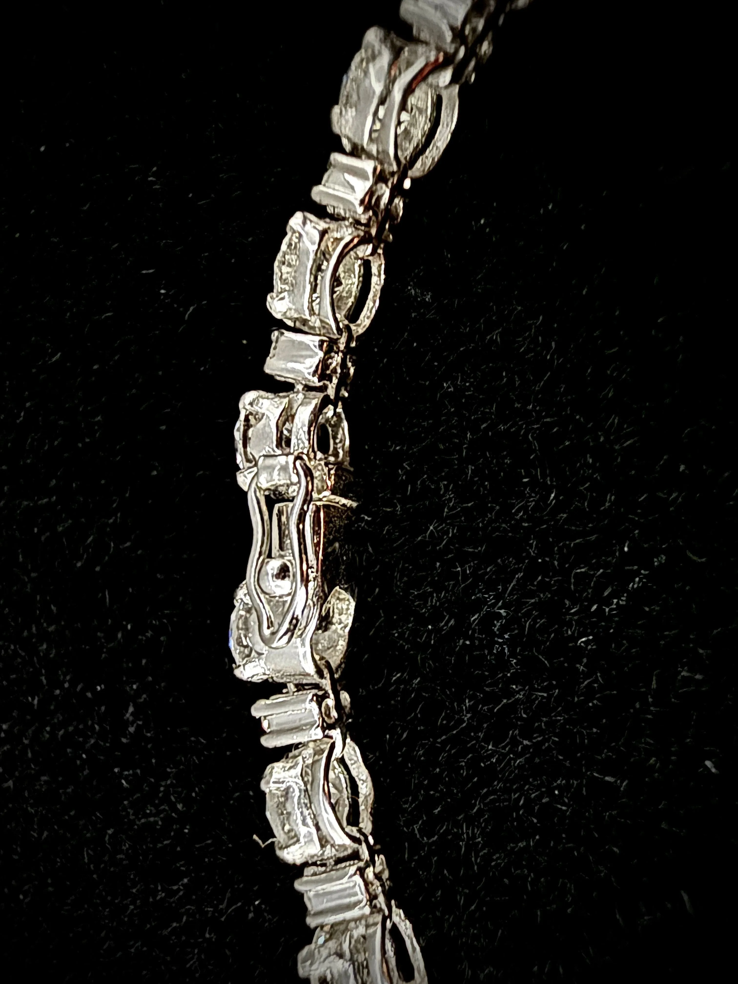 Bracelet rivière orné de 8,60 carats de diamants sold by 58 Facettes product image thumbnail 5