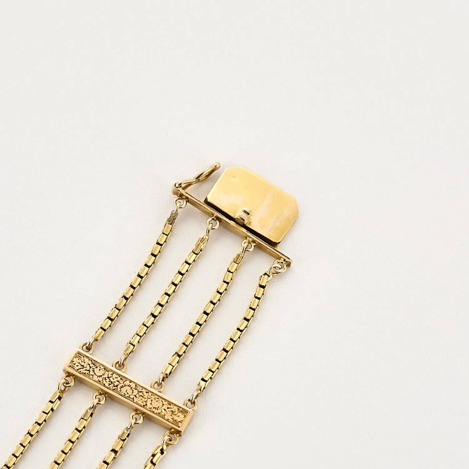 Bracelet néo classique en or jaune et émail de feu sold by 58 Facettes product image thumbnail 4