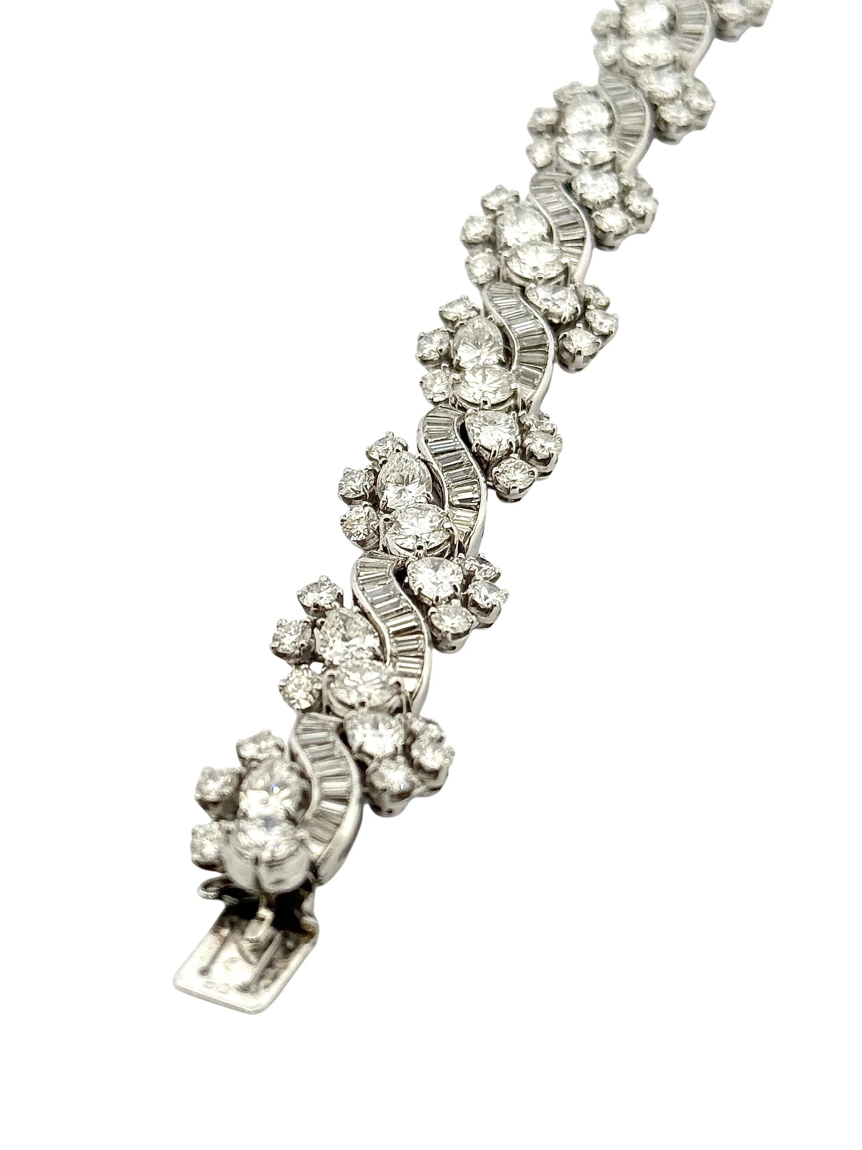 Bracelet haute joaillerie en platine , or et diamants sold by 58 Facettes product image thumbnail 5